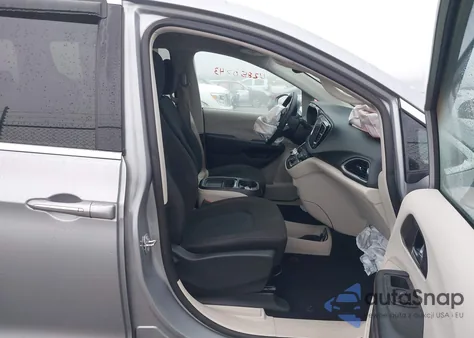 2020 Chrysler Pacifica Touring из США, поврежденный, VIN 2C4RC1FGXLR136347